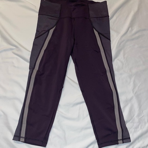 lululemon cropped leggings size 12 - Picture 2 of 4